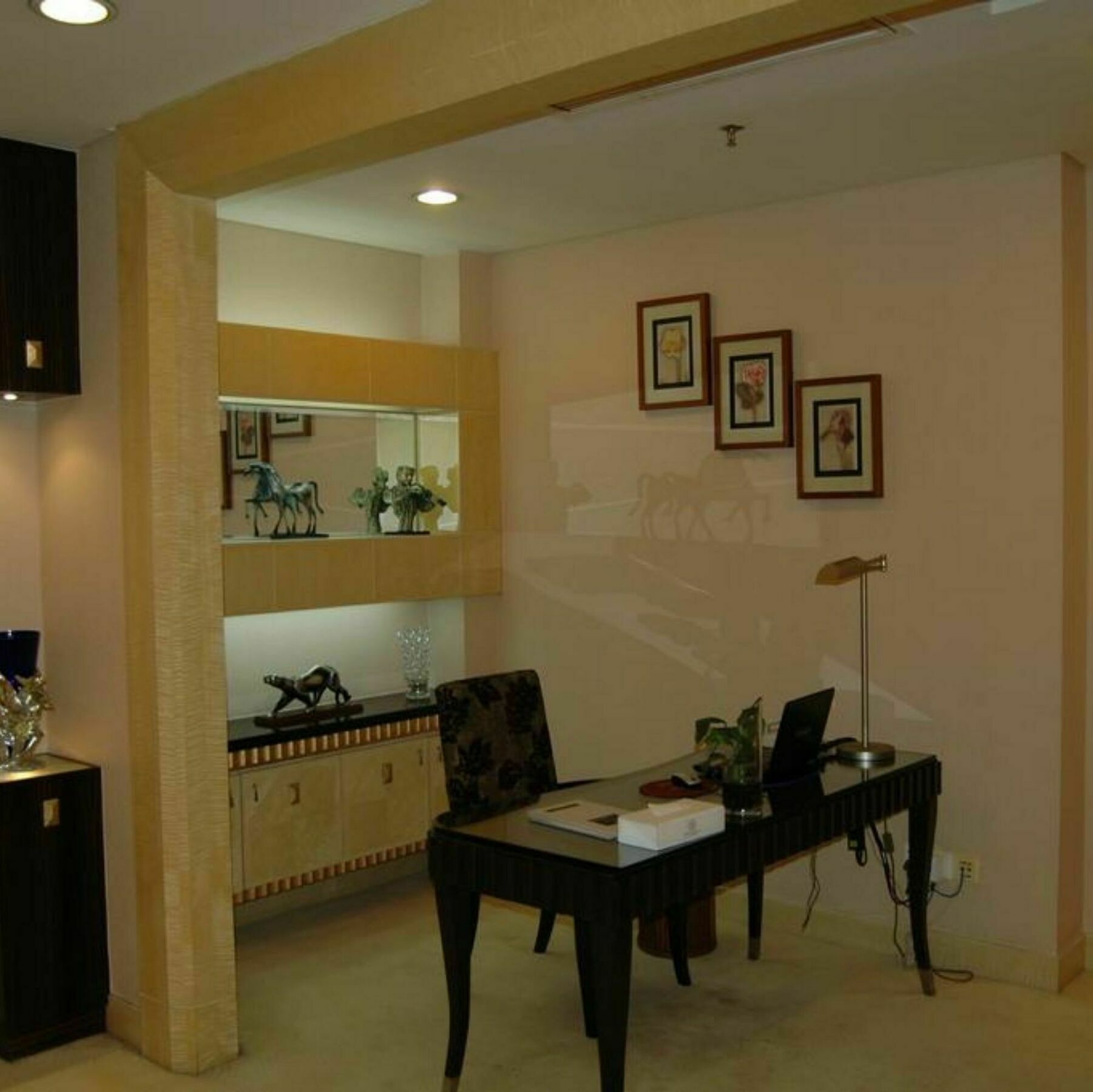 דונגגואן 东莞君兰酒店 Grand Land Hotel מראה חיצוני תמונה