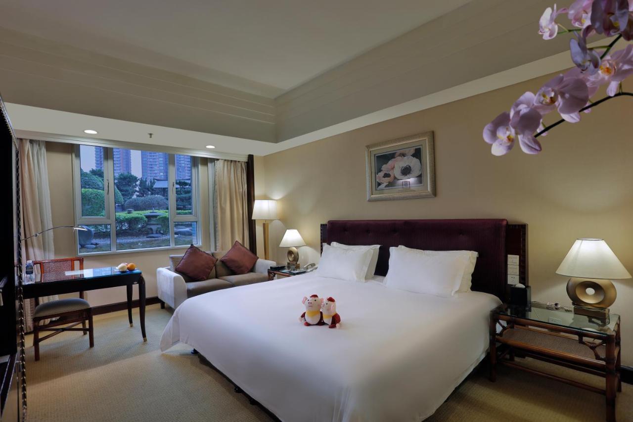 דונגגואן 东莞君兰酒店 Grand Land Hotel מראה חיצוני תמונה