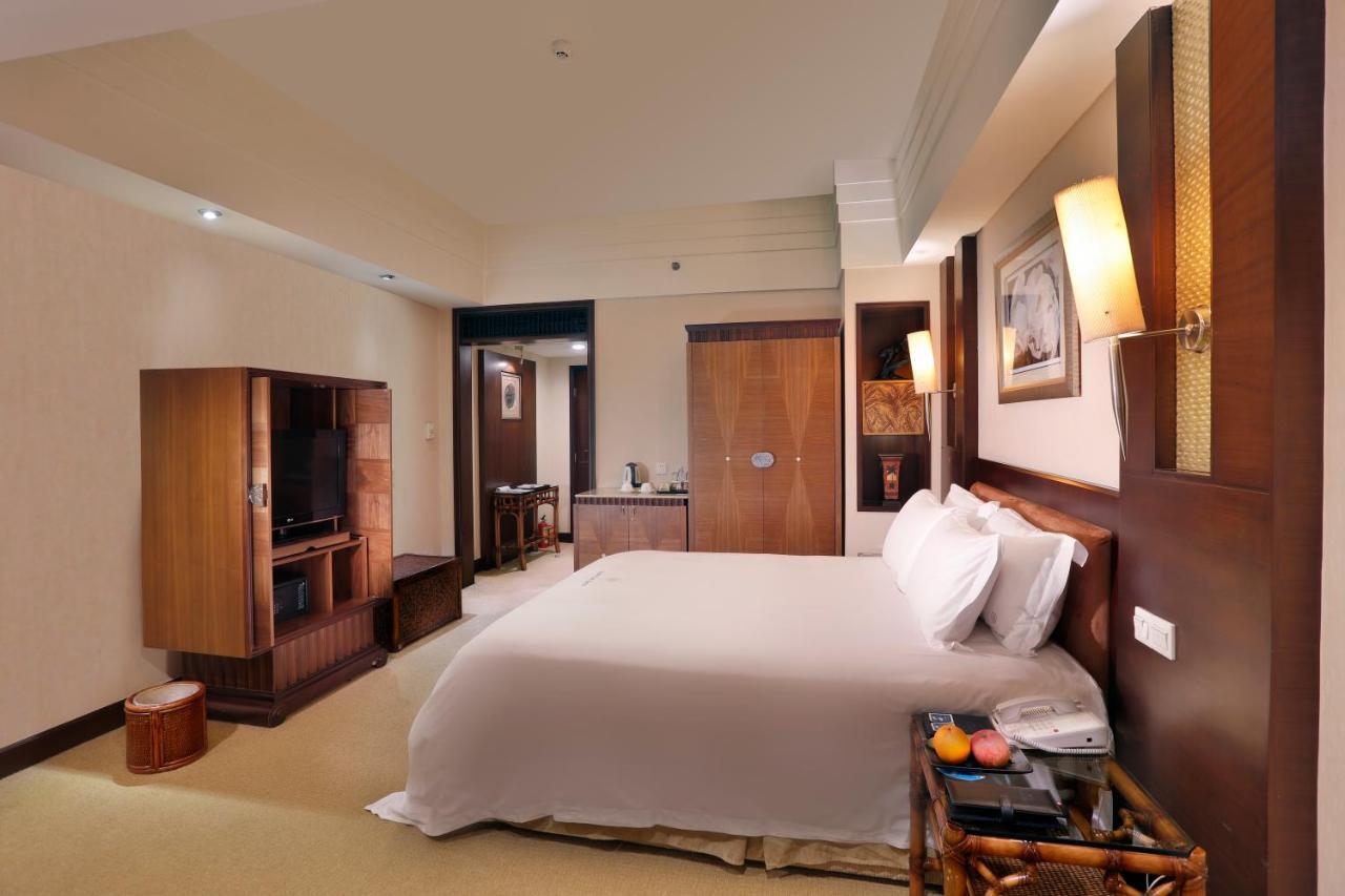 דונגגואן 东莞君兰酒店 Grand Land Hotel מראה חיצוני תמונה