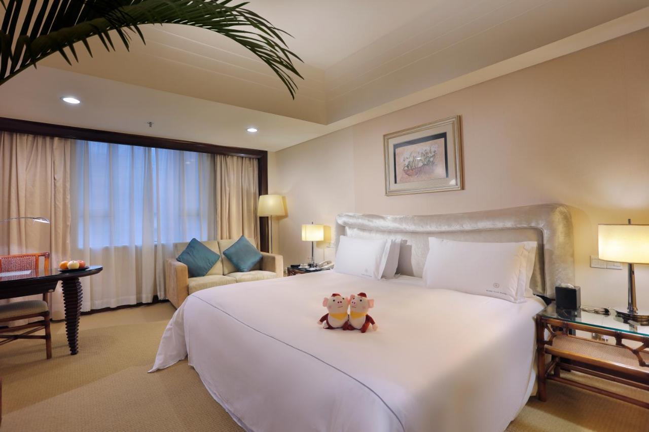 דונגגואן 东莞君兰酒店 Grand Land Hotel מראה חיצוני תמונה